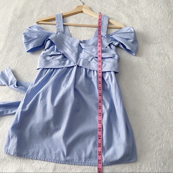 Ann Taylor Cold Shoulder Wrapped Chest Top - Picture 4 of 9